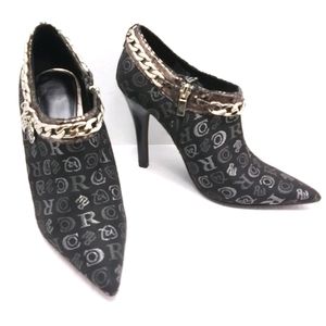 ROCAWEAR Nova Logo Canvas Booties Silver Chain Detail EUC